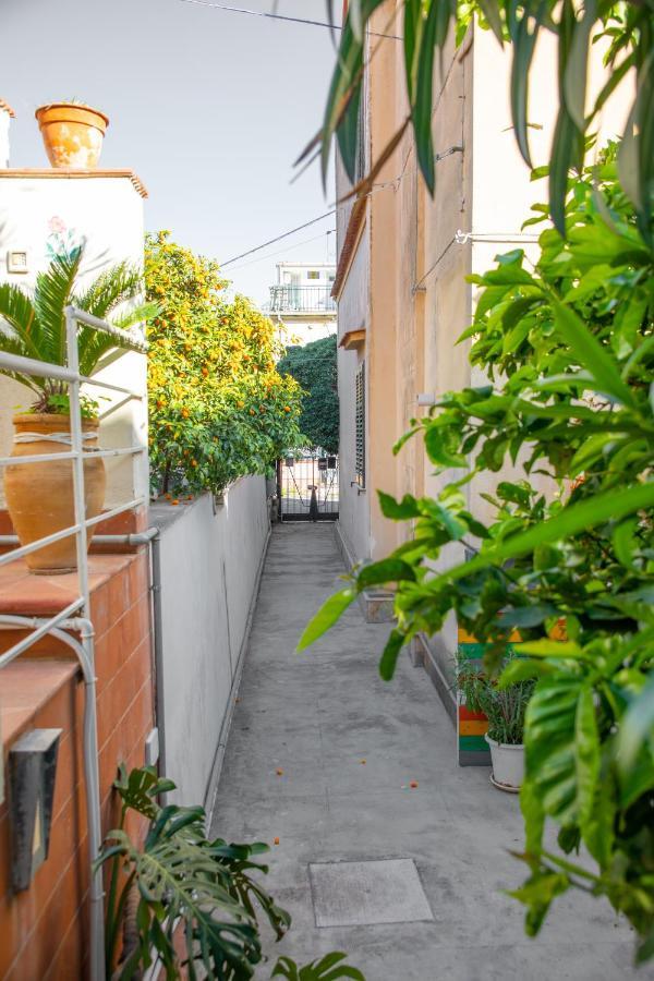 Ferienwohnung Casa Babbaluciana Mondello Exterior foto